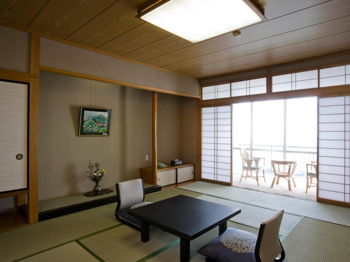 Gamagori Onsenkyo Mikawa Bay Hills Hotel Nishio Экстерьер фото