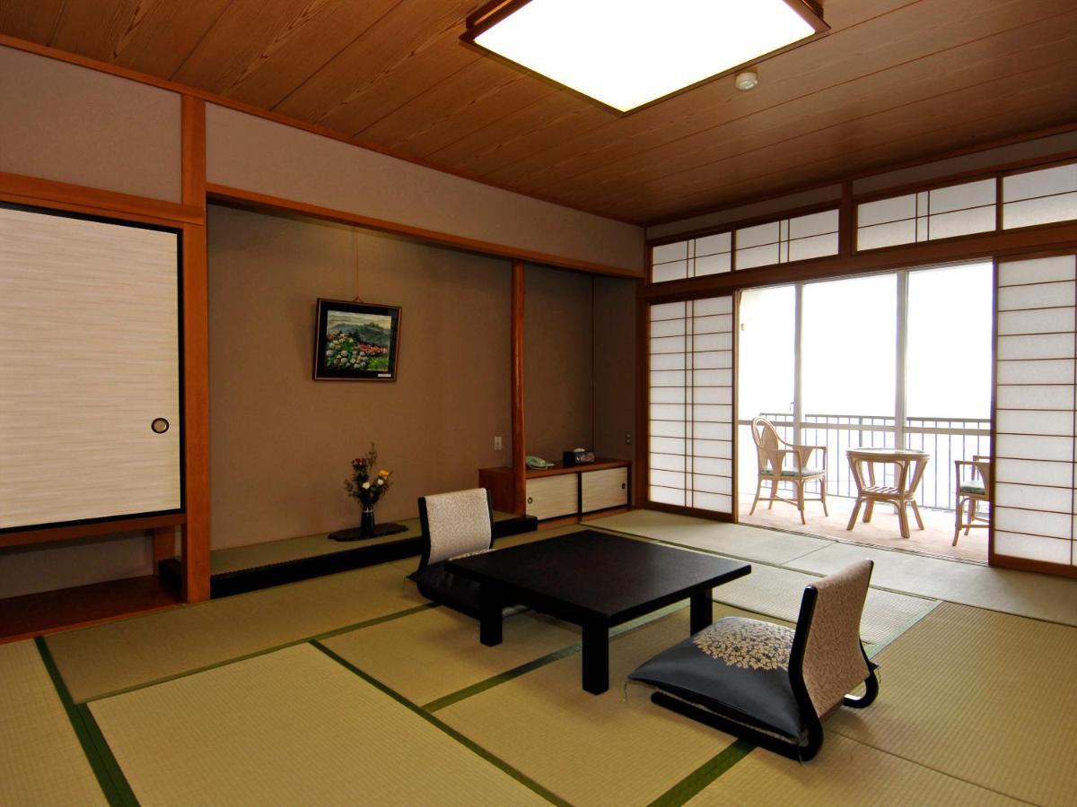 Gamagori Onsenkyo Mikawa Bay Hills Hotel Nishio Экстерьер фото